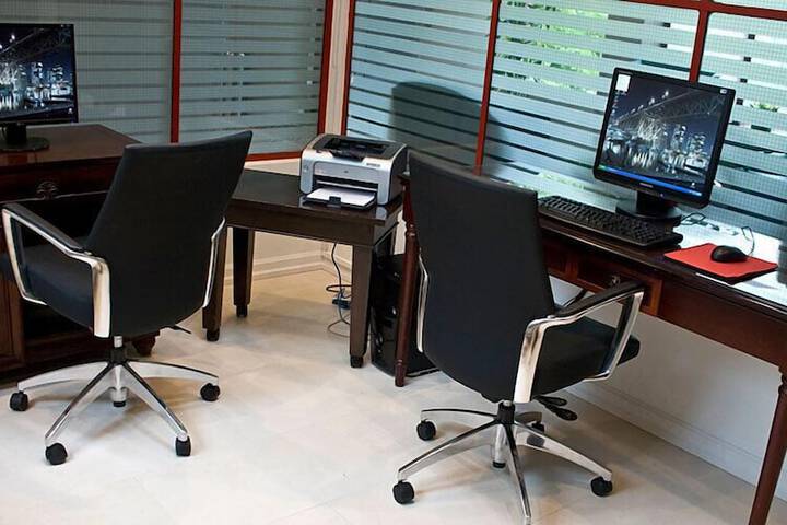 Business Center 49 of 53