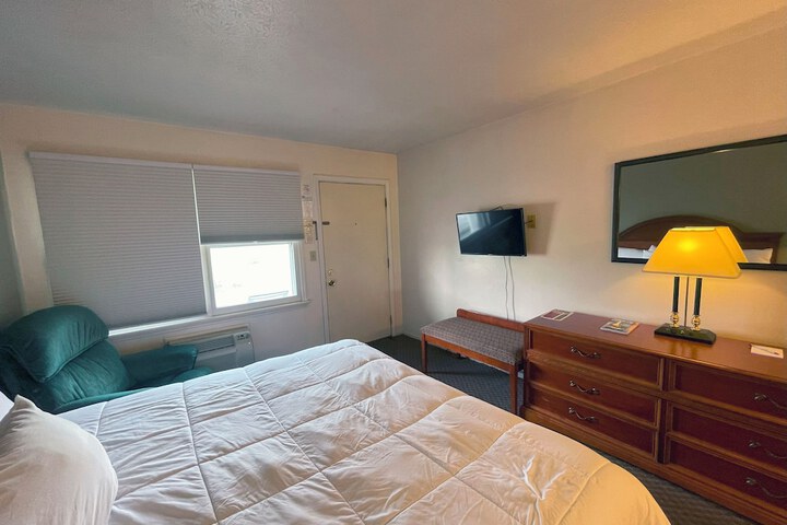 Room 89 of 104