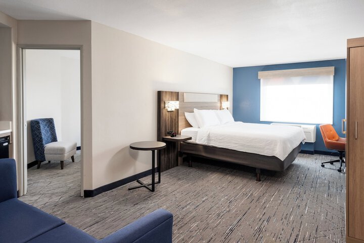 Holiday Inn Express Portland South-Lake Oswego by IHG
