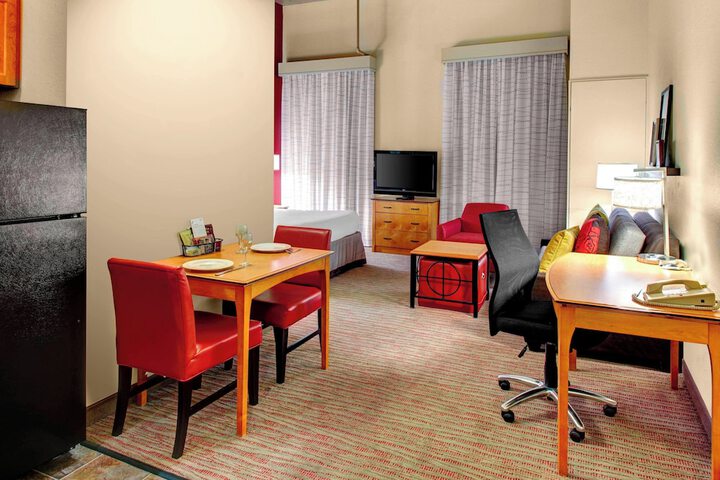 Room 19 of 30