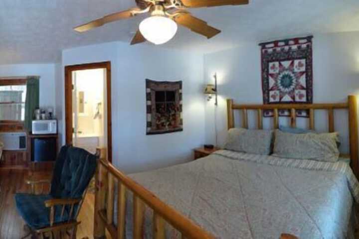 Room 118 of 191