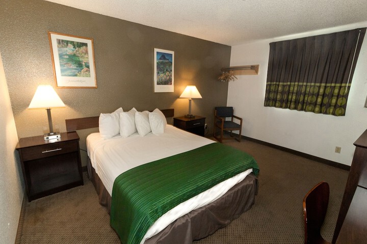 Room 10 of 15