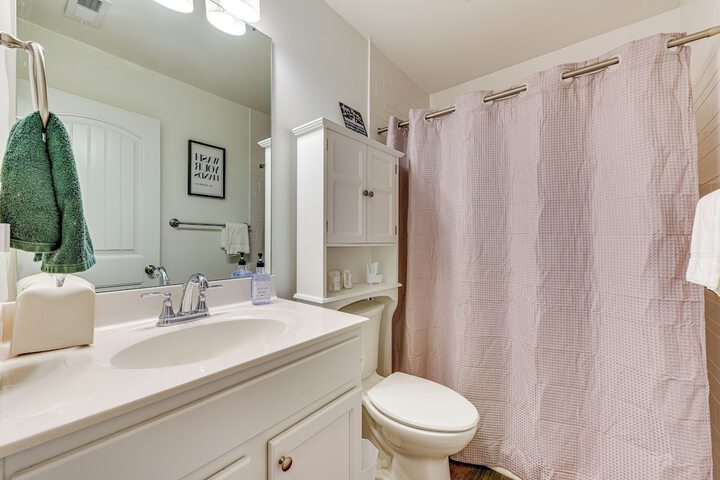 Pet-friendly Home in Monroe: Deck Grill & Yard!