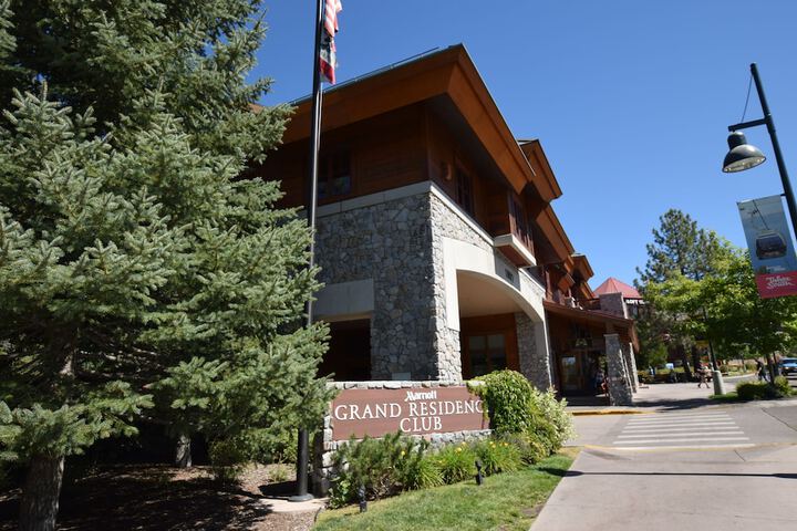 Heavenly Village Condos - Grand Residence