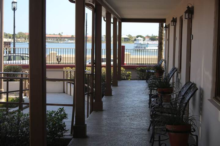 Terrace/Patio 16 of 17