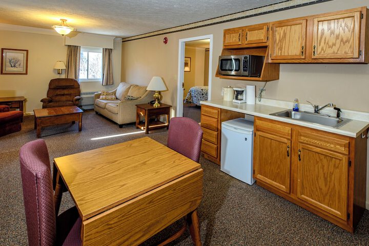 Westgate Inn