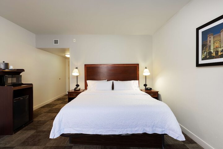 Room 41 of 57