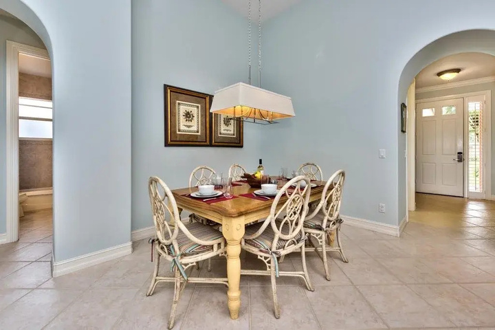 Neapolitan Vacation Rental