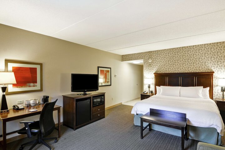 Room 19 of 37