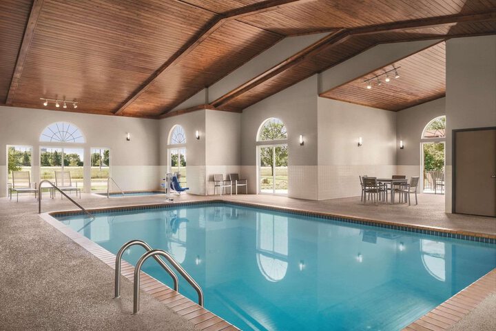 Pool 4 of 27
