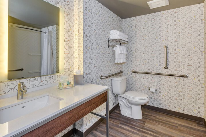 Holiday Inn & Suites Bellingham by IHG