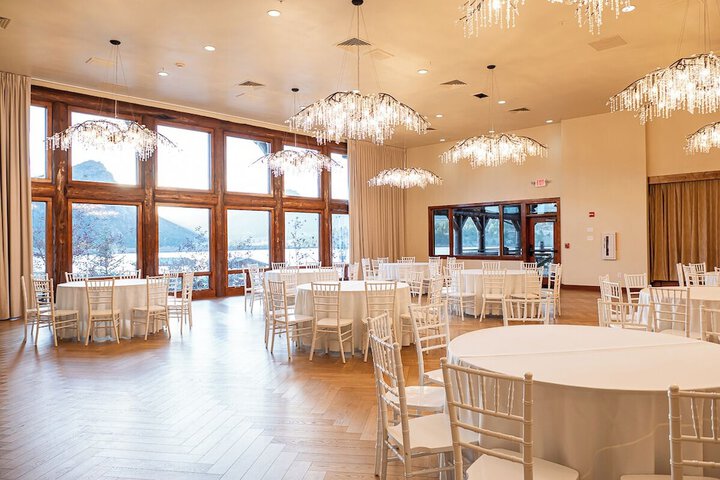 Ballroom/Hall 41 of 68