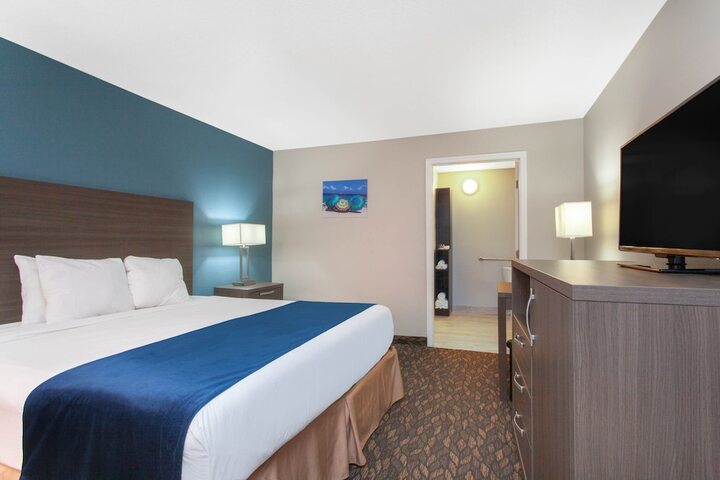 Room 20 of 33