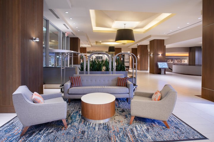 Hotel 8 of 112