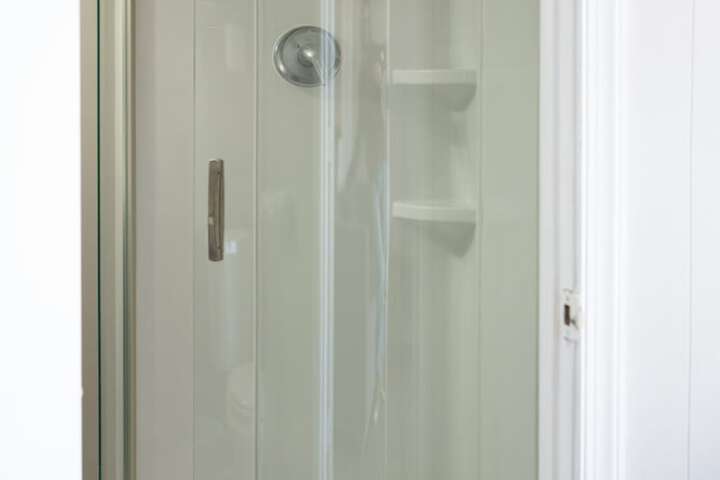 Room 32 of 83