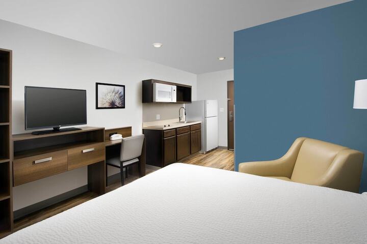WoodSpring Suites Lake Jackson