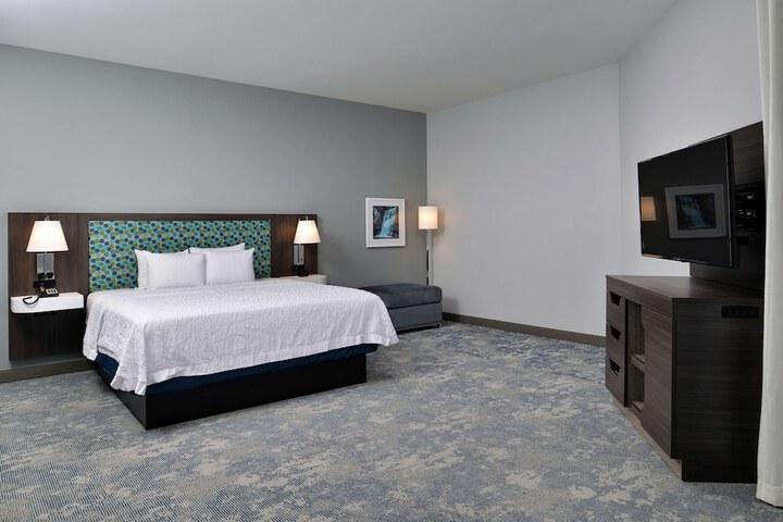 Room 45 of 62