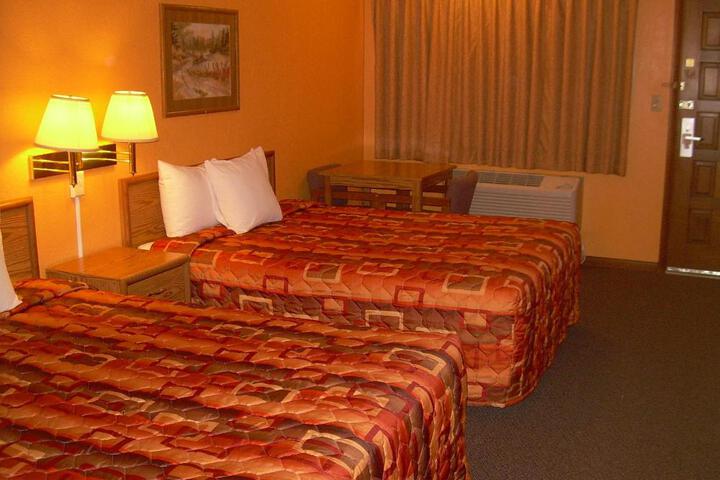 83 motel