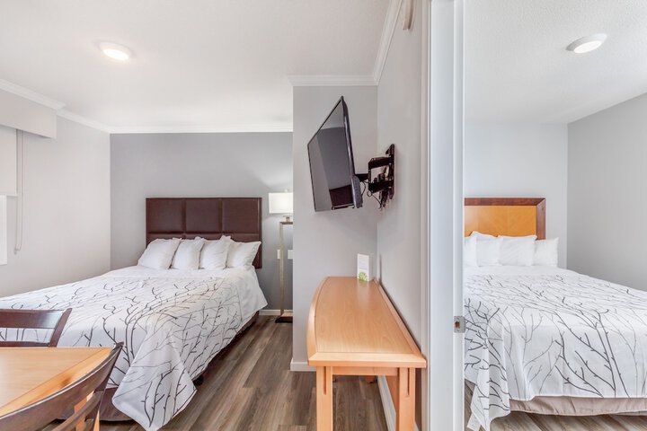 Room 12 of 42