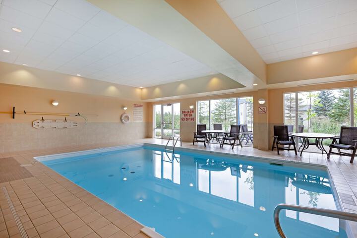 Pool 5 of 44