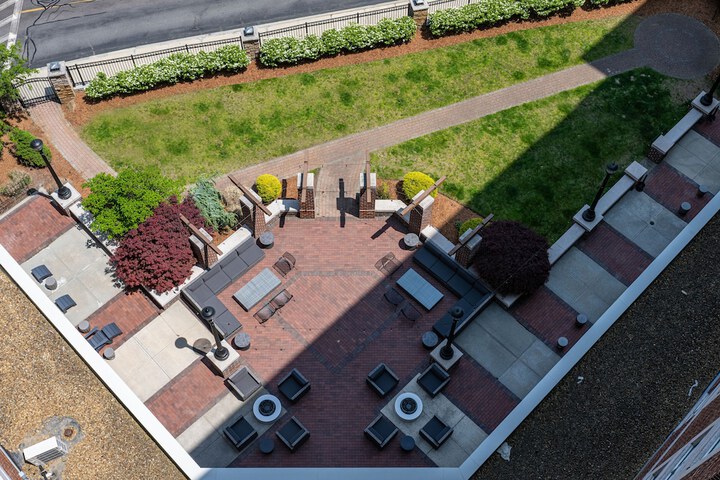 Terrace/Patio 59 of 62