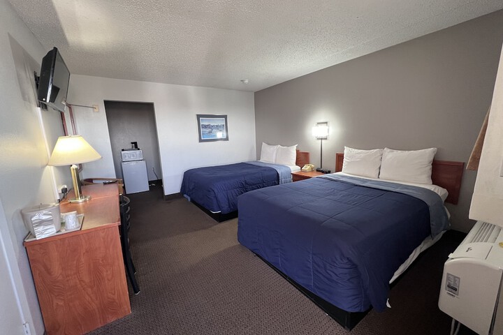 Room 15 of 35