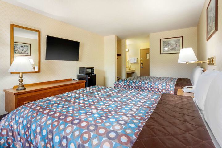Room 20 of 43