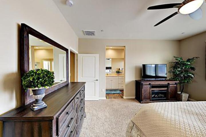 525 Surfbird Home Home