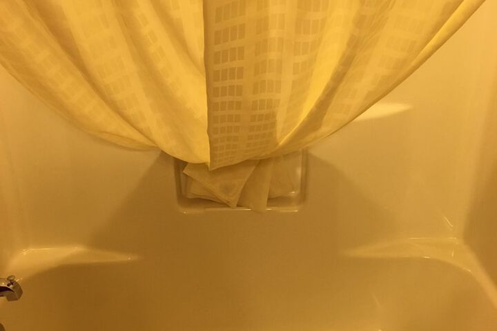 Room 23 of 45