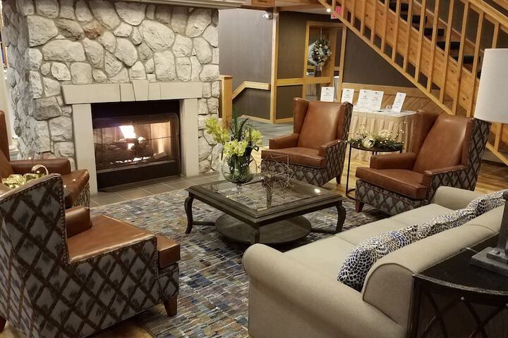 Hotel Interior 4 of 24