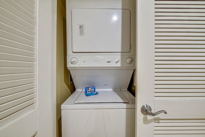 Laundry 270 of 308