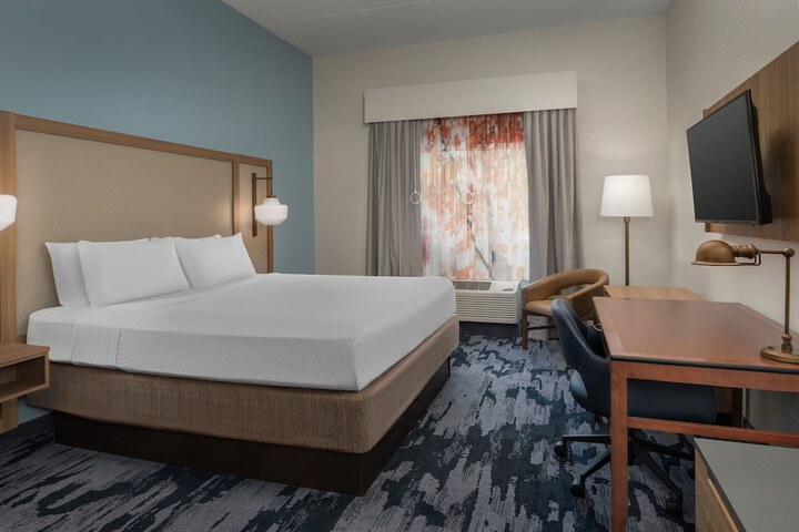 Room 18 of 35