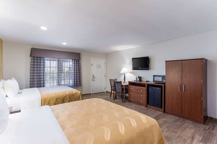 Room 36 of 75