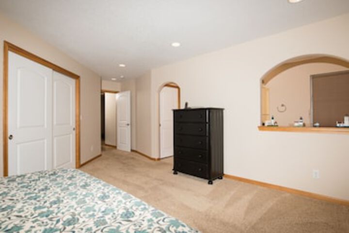 Oceanside Paradise 3 Br home by RedAwning