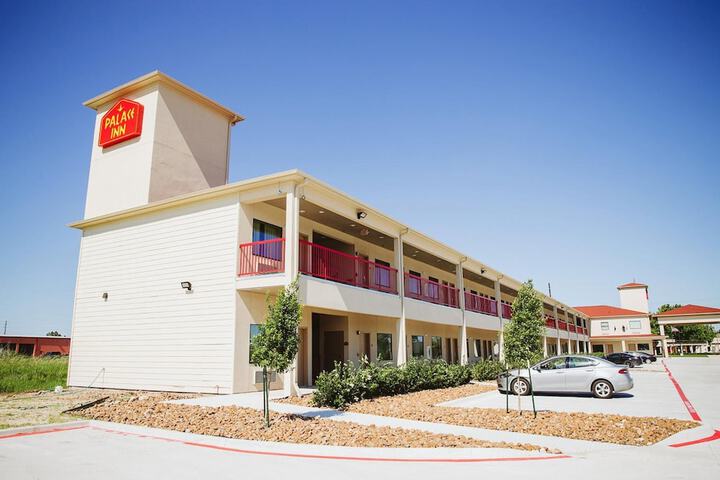 Hotel 2 of 46