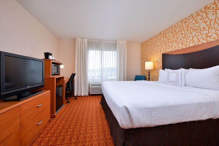 Room 11 of 29