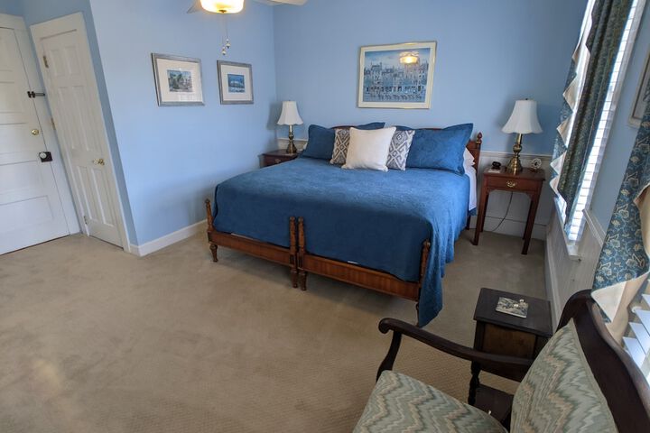 Room 54 of 75