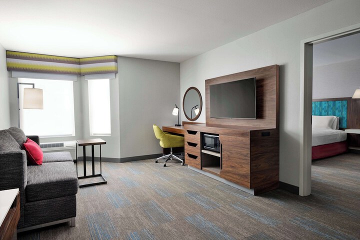 Room 11 of 31