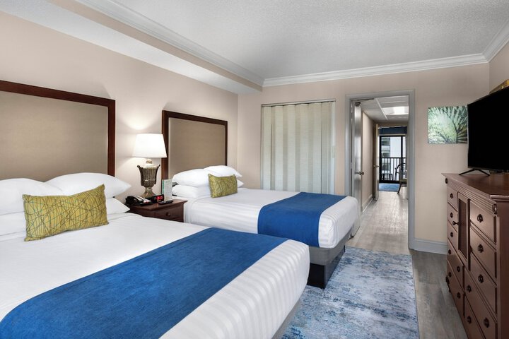Sea Crest Oceanfront Resort