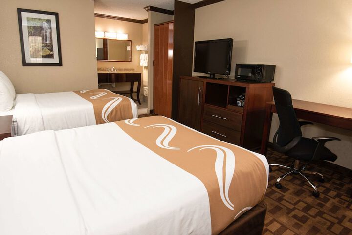 Room 21 of 69