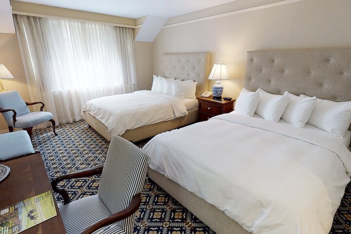 Room 10 of 26