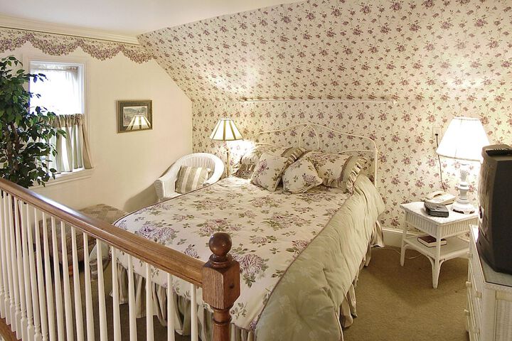 Room 54 of 65