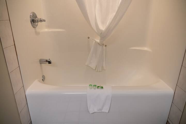 Pocaterra Inn and Waterslide