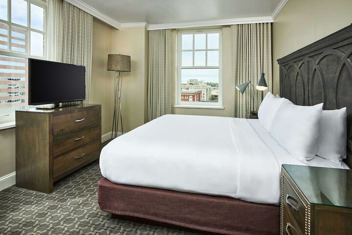 Room 14 of 46