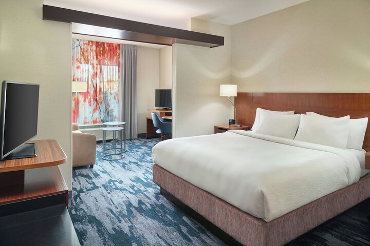Room 21 of 34