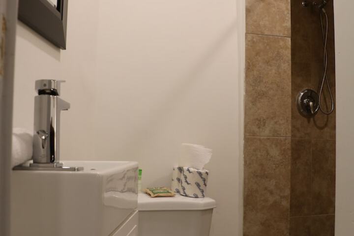 Room 10 of 70