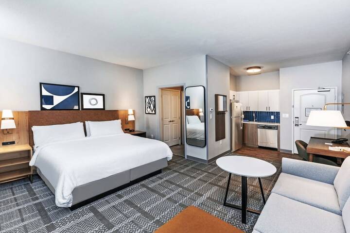 Room 31 of 43