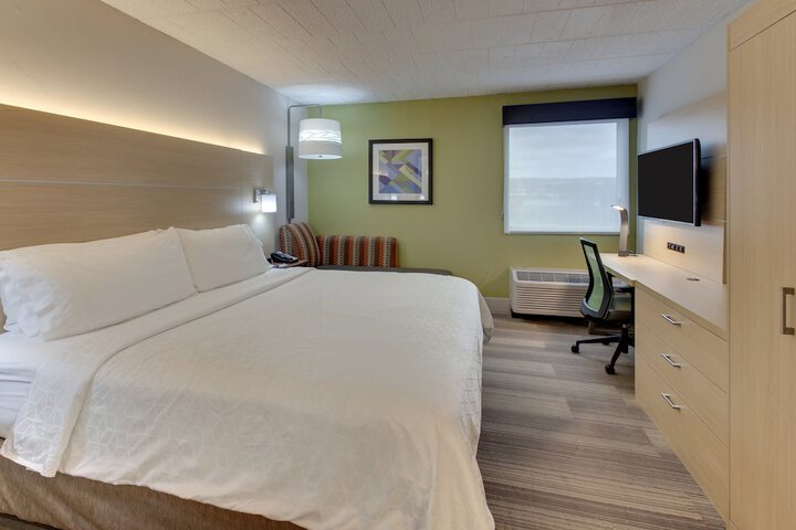 Room 35 of 55