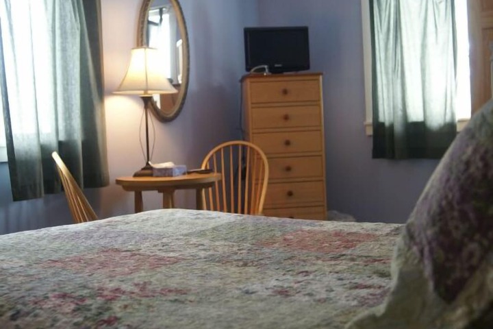 Room 8 of 27