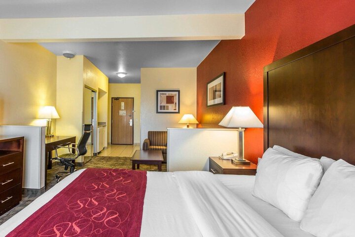 Room 20 of 26